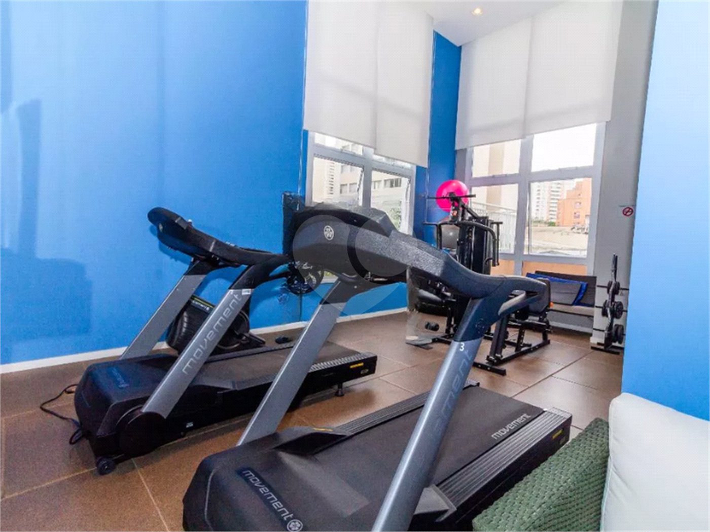 Apartamento à venda com 3 suítes em Vila Pompéia, São Paulo, SP