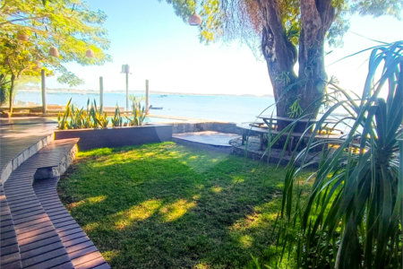 Casa à venda com 5 quartos, sendo 4 suítes, em Manguinhos, Armação dos Búzios, RJ