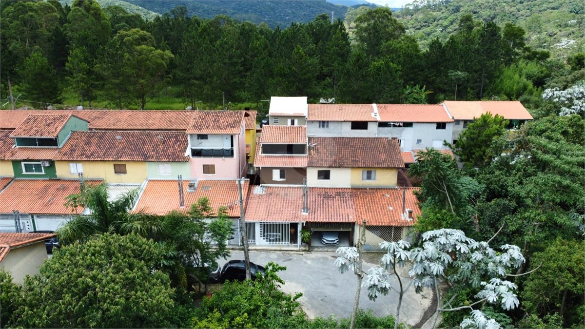 Casa à venda com 2 quartos no condomínio Bosque São João, Guarulhos - SP