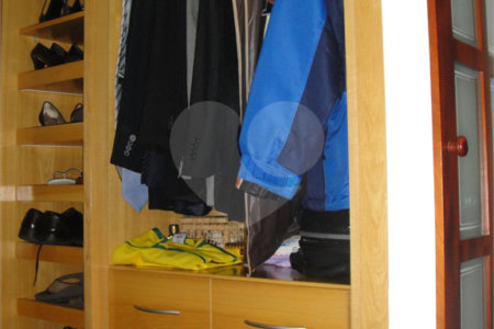Apartamento à venda com 3 quartos, sendo 1 suíte, em Itaim Bibi, São Paulo, SP