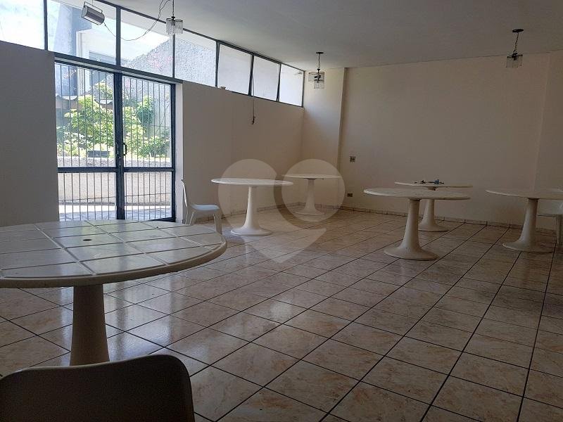 Apartamento à venda com 3 quartos, sendo 1 suíte, em Bom Retiro, São Paulo, SP