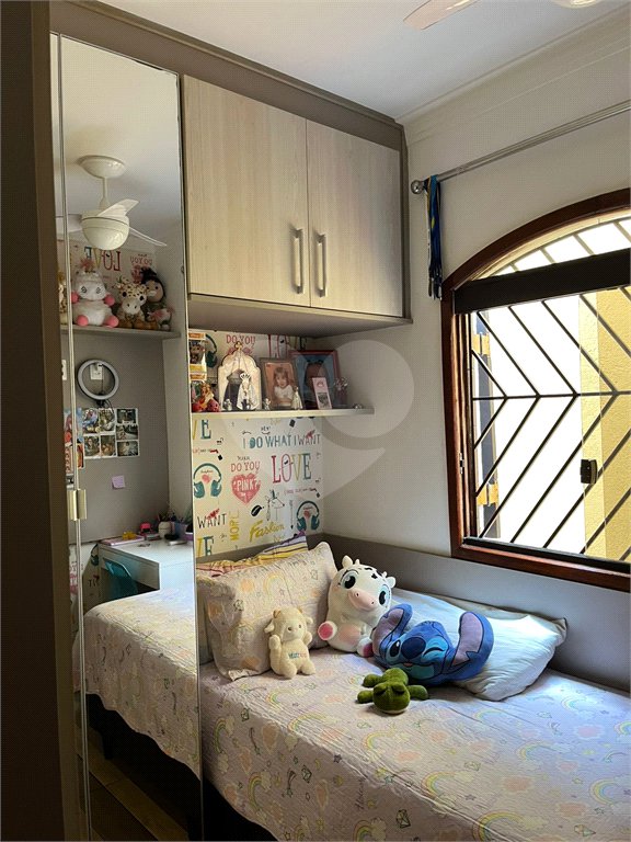Sobrado à venda com 3 quartos, sendo 1 suíte, em Jardim Fernandes, São Paulo, SP