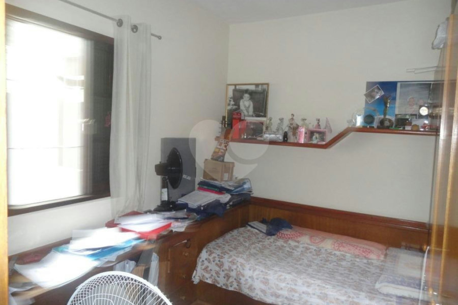 Casa Térrea à venda com 3 quartos, sendo 1 suíte, em Santana, São Paulo, SP