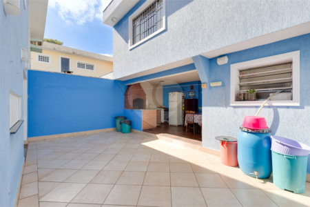 Casa à venda com 3 quartos, sendo 1 suíte, em Santo Amaro, São Paulo, SP