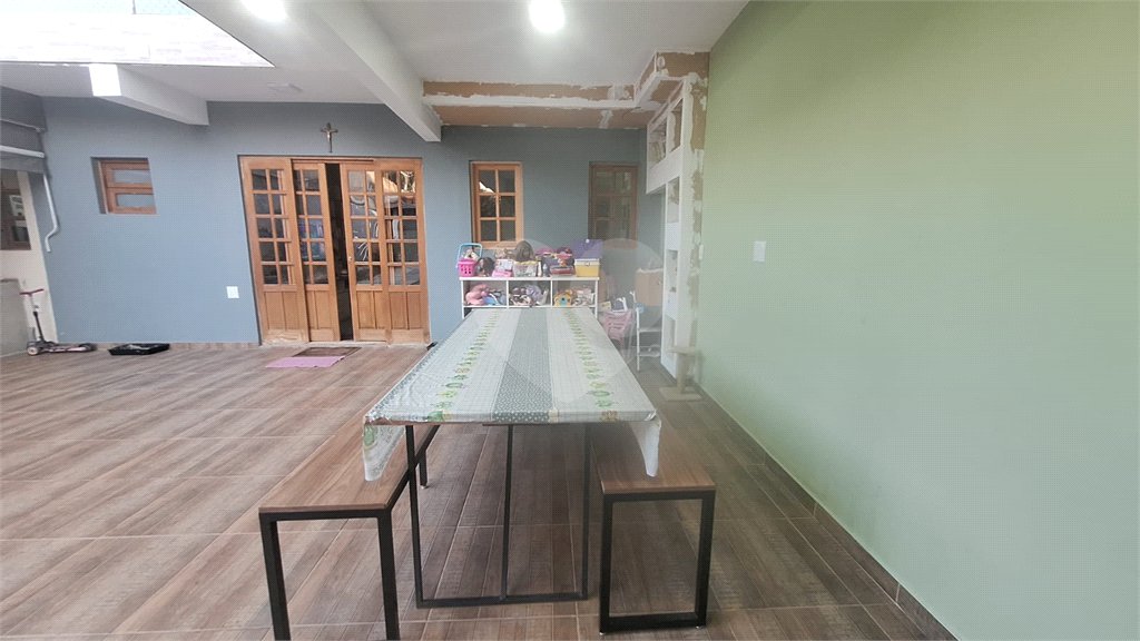Casa à venda com 3 quartos, sendo 2 suítes, em Parque dos Eucaliptos, Sorocaba, SP