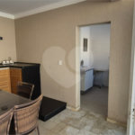 Casa à venda com 5 quartos, sendo 4 suítes, no condomínio Residencial Vilazul, Sorocaba - SP