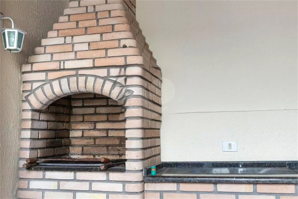 Casa à venda com 3 quartos, sendo 1 suíte,  no condomínio Rafaela I, São Paulo - SP