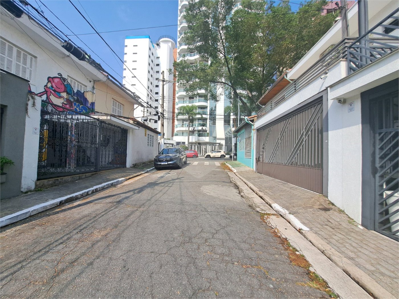 Sobrado à venda com 3 quartos, sendo 1 suíte,  em Tatuapé, São Paulo, SP