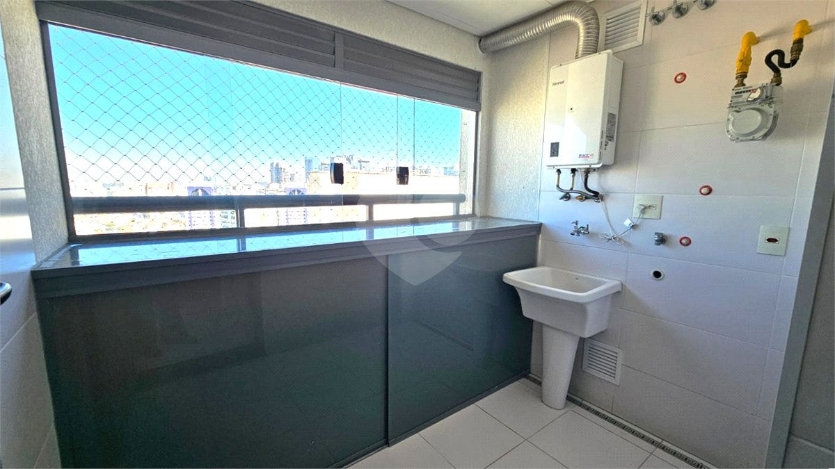 Apartamento à venda ou para alugar com 3 suítes em Chácara Santo Antônio, São Paulo, SP