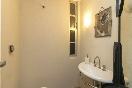 Casa à venda com 3 quartos, sendo 2 suítes,  em Alto de Pinheiros, São Paulo, SP