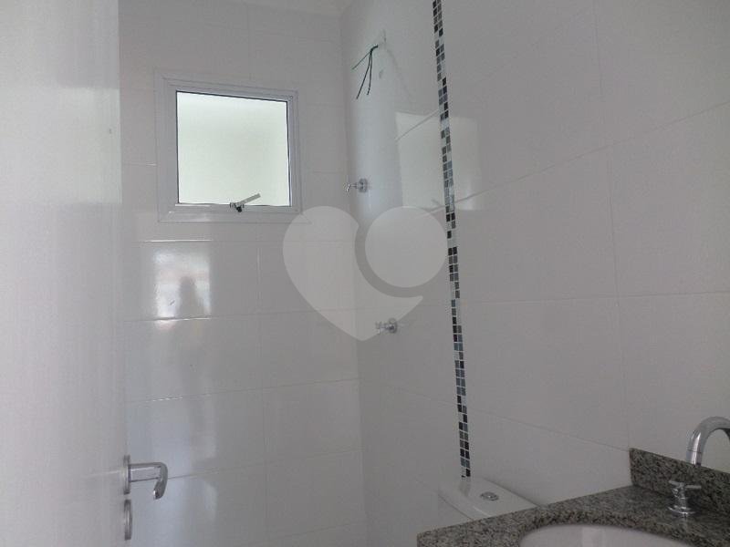 Casa à venda com 2 quartos no condomínio Maracujas, São Paulo - SP