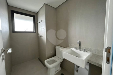 Apartamento à venda com 3 suítes em Panamby, São Paulo, SP