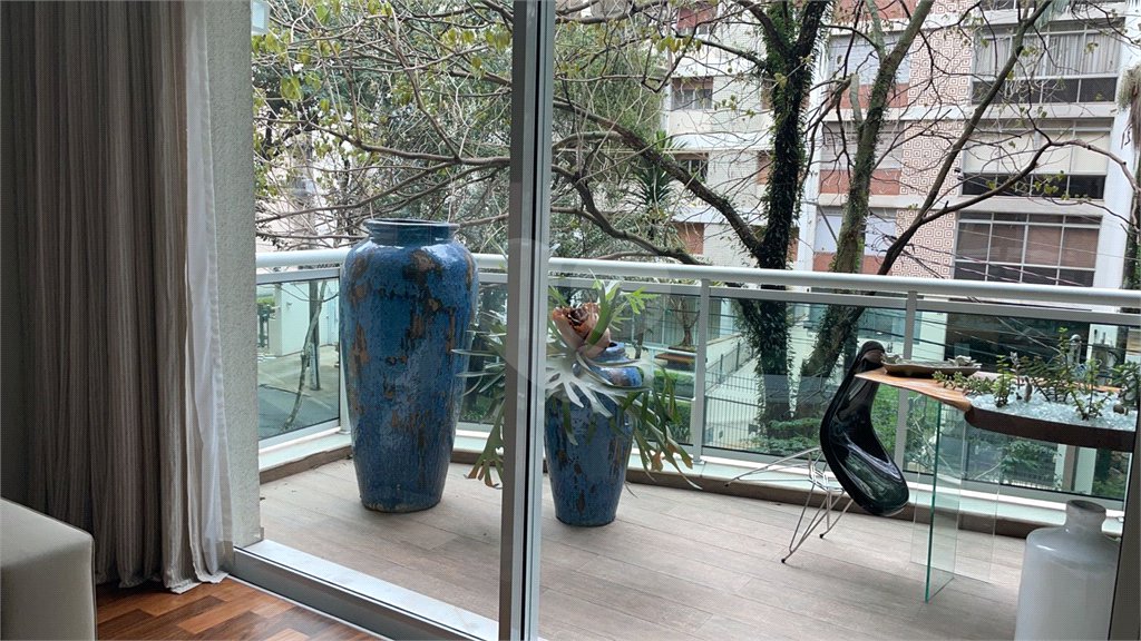 Apartamento à venda com 3 suítes em Perdizes, São Paulo, SP