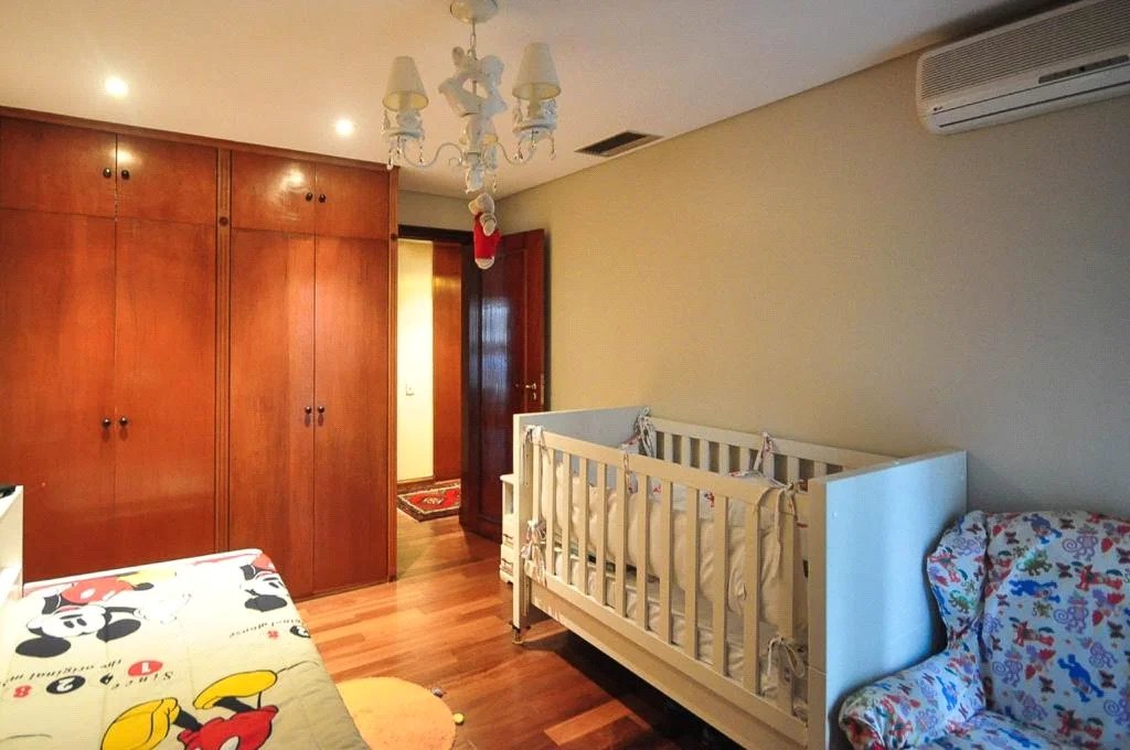 Apartamento à venda com 4 suítes em Vila Andrade, São Paulo, SP
