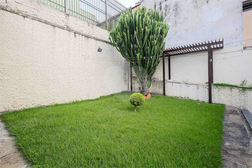 Casa Térrea à venda com 3 quartos, sendo 1 suíte, em Cidade Vargas, São Paulo, SP