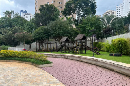 Apartamento à venda com 3 suítes em Vila Andrade, São Paulo, SP