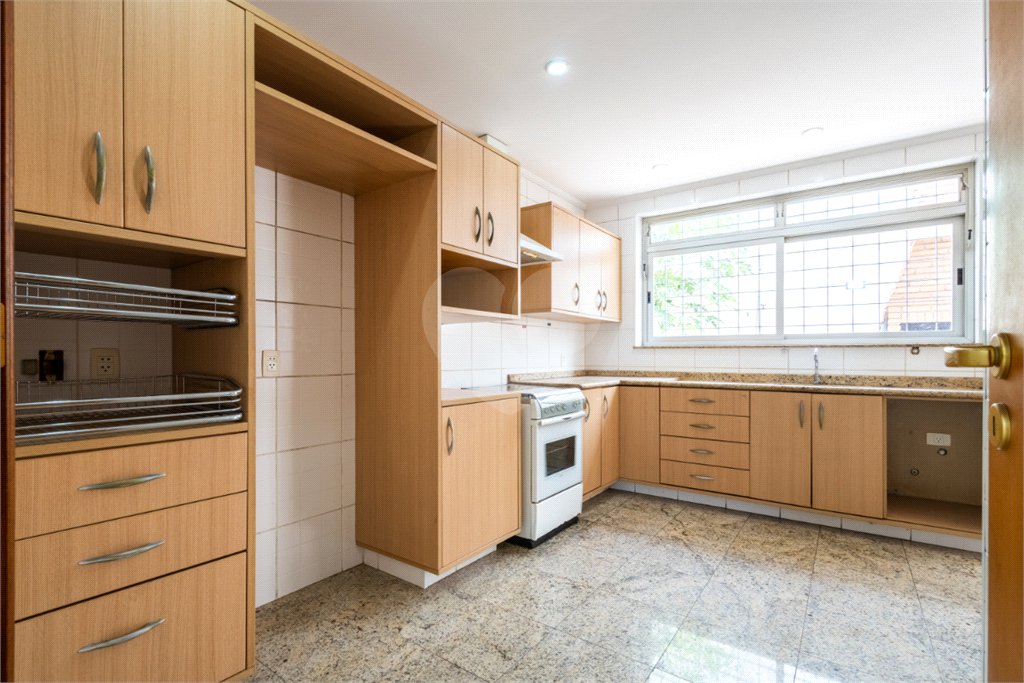 Casa de Vila à venda com 3 quartos, sendo 2 suítes, em Campo Belo, São Paulo, SP