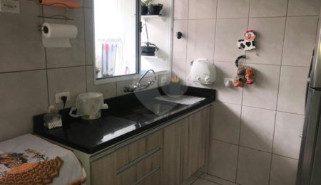 Casa à venda com 2 quartos no condomínio Dona Floriza, São Paulo - SP