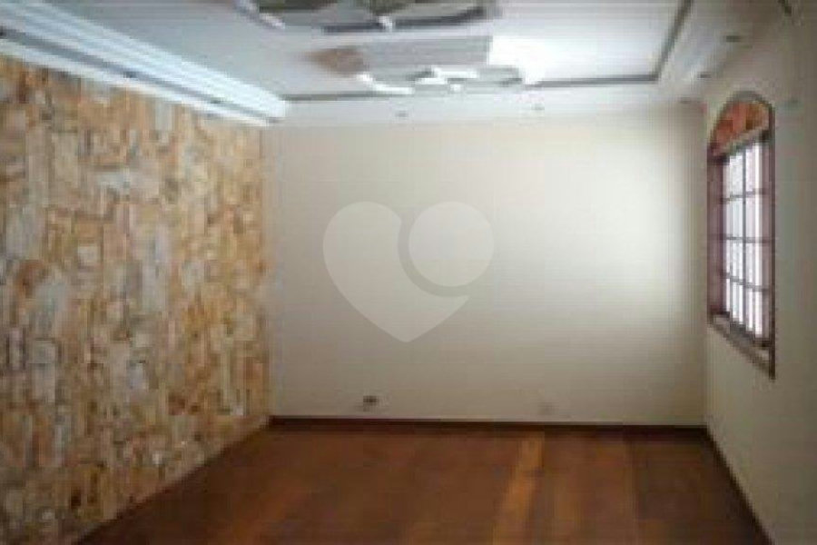 Sobrado à venda com 3 quartos, sendo 1 suíte, em Horto, São Paulo, SP