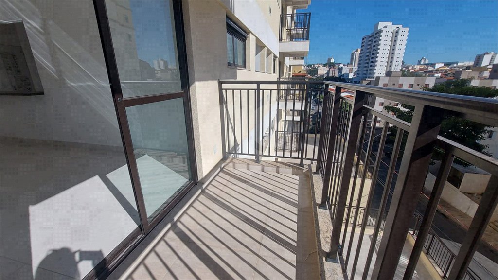 Apartamento à venda com 3 quartos, sendo 1 suíte, em Vila Independência, Sorocaba, SP