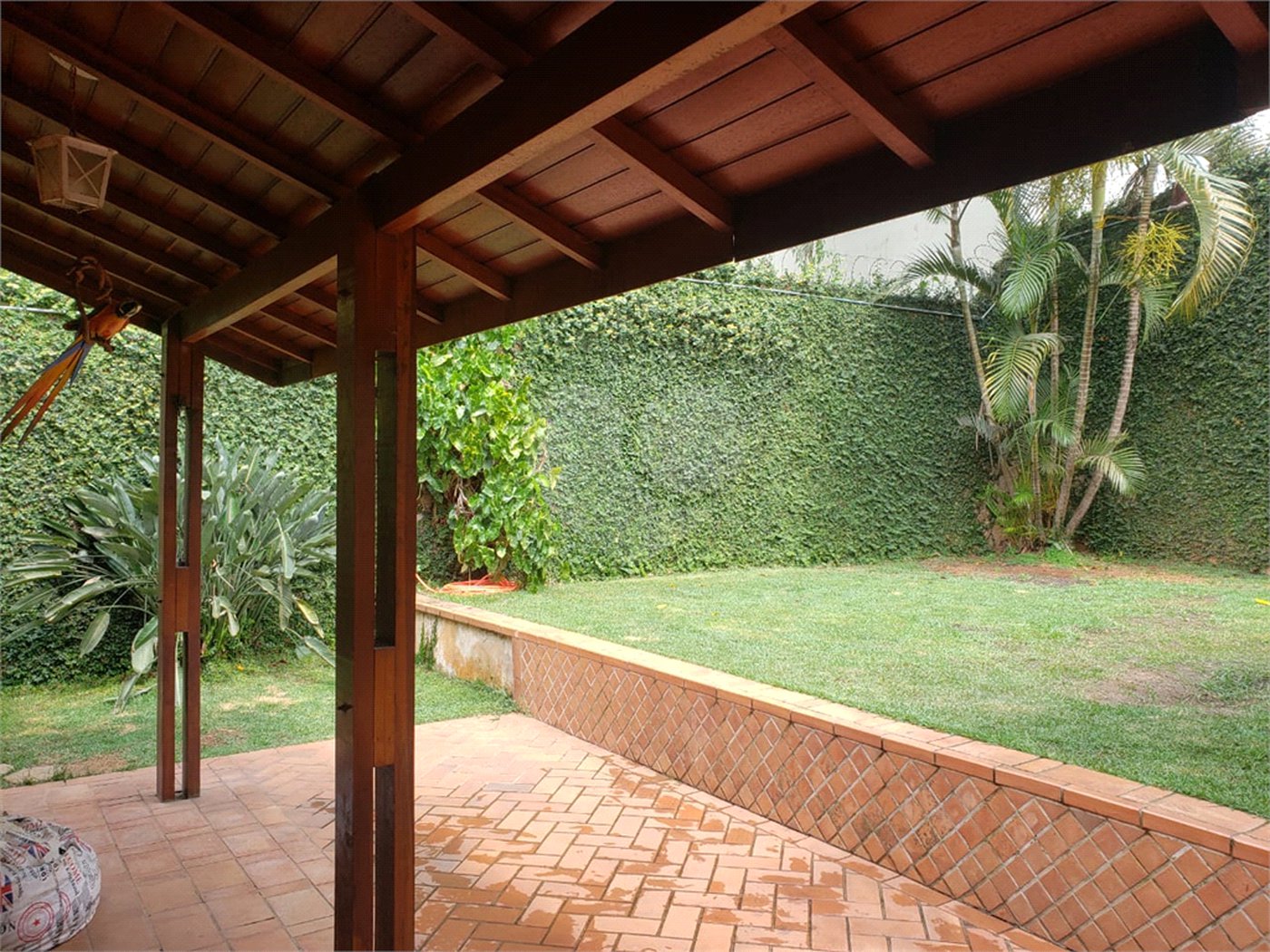 Sobrado à venda com 4 quartos, sendo 1 suíte,  em Jardim Leonor Mendes de Barros, São Paulo, SP