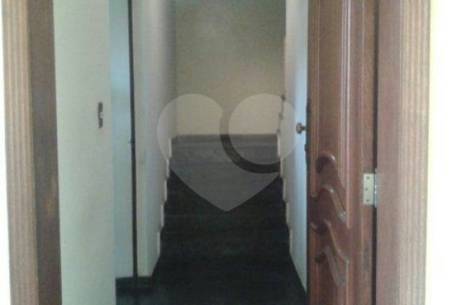 Sobrado à venda com 3 quartos, sendo 1 suíte, em Palmas do Tremembé, São Paulo, SP