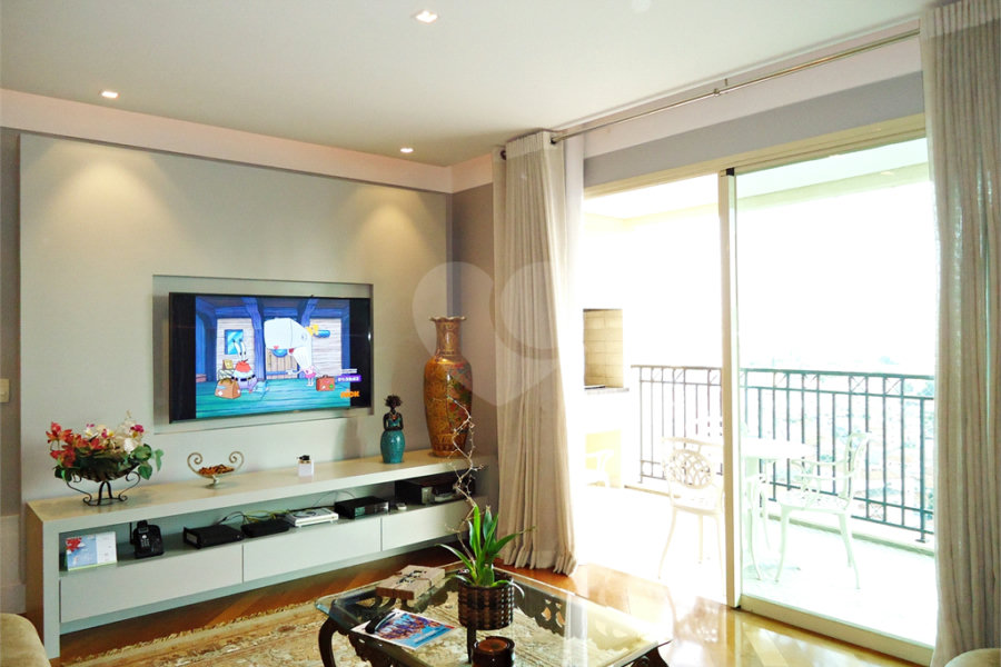 Apartamento à venda com 3 suítes em Jardim São Paulo(zona Norte), São Paulo, SP