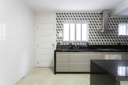 Casa à venda com 3 quartos, sendo 1 suíte, em Sumaré, São Paulo, SP