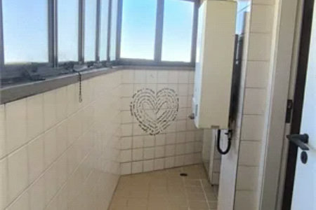 Apartamento à venda com 3 quartos, sendo 1 suíte, em Pinheiros, São Paulo, SP