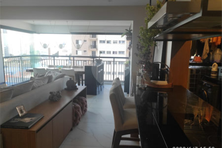 Apartamento à venda com 2 quartos, sendo 1 suíte, em Vila Santa Catarina, São Paulo, SP