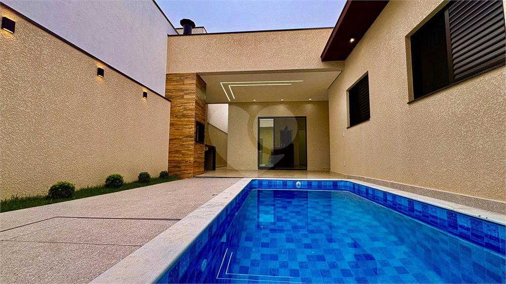 Casa à venda com 3 quartos, sendo 1 suíte, no condomínio Residencial Villagio Wanel, Sorocaba - SP