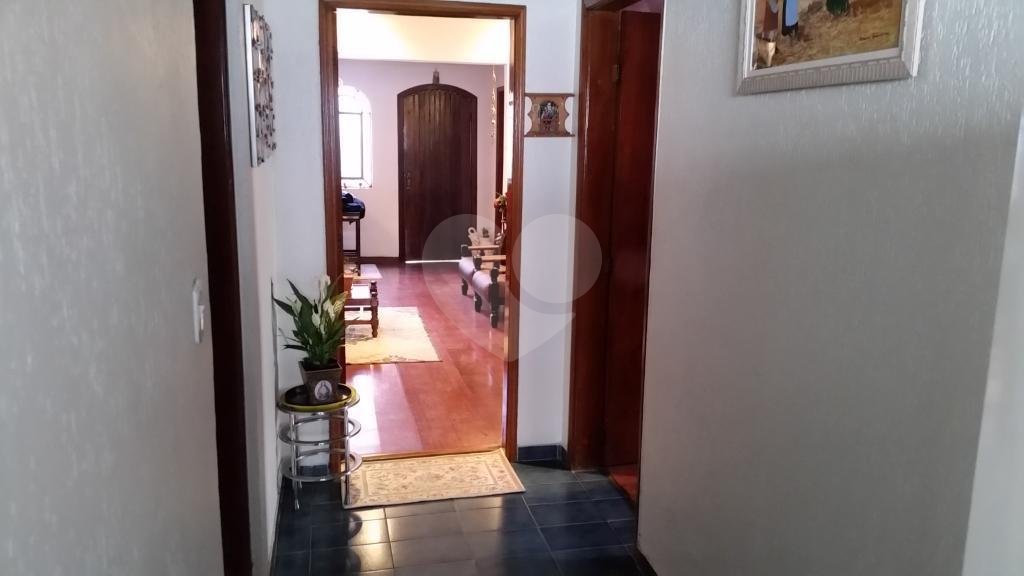 Casa à venda com 3 quartos em Horto, São Paulo, SP