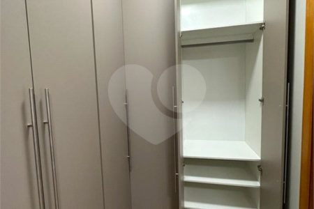 Casa à venda com 3 quartos, sendo 1 suíte, no condomínio Lagos D´icaraí, Salto - SP