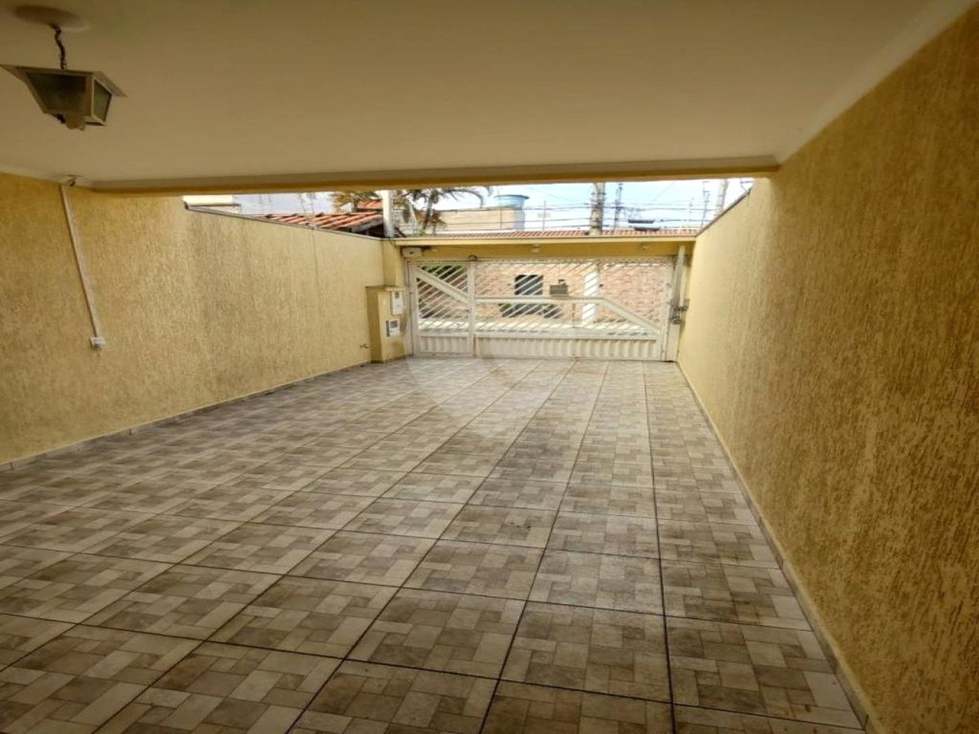 Casa à venda com 3 suítes em Vila Carrão, São Paulo, SP