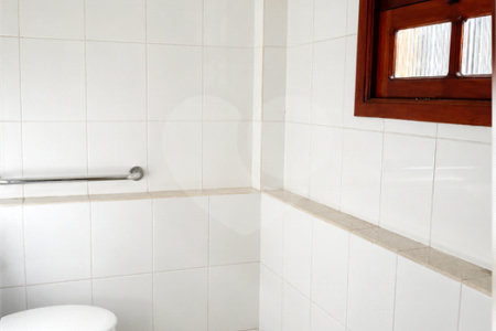 Sobrado à venda com 3 quartos, sendo 1 suíte, em Jardim do Mar, São Bernardo do Campo, SP