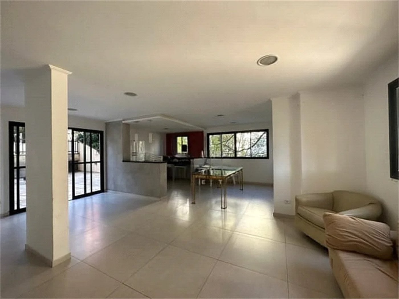 Apartamento para alugar com 3 quartos, sendo 1 suíte,  em Vila Andrade, São Paulo, SP