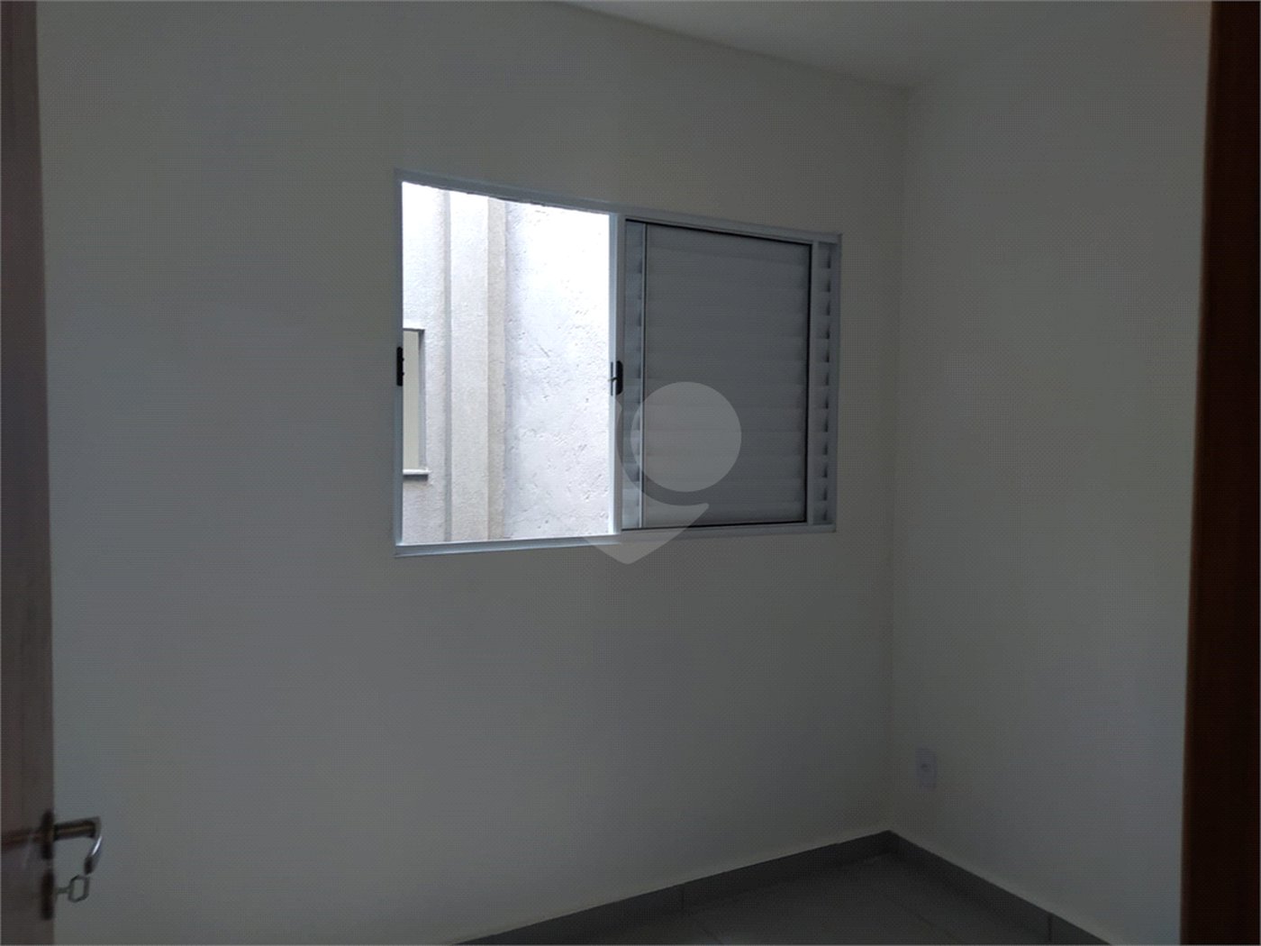 Casa à venda com 2 quartos no condomínio Residencial Magueta, São Paulo - SP