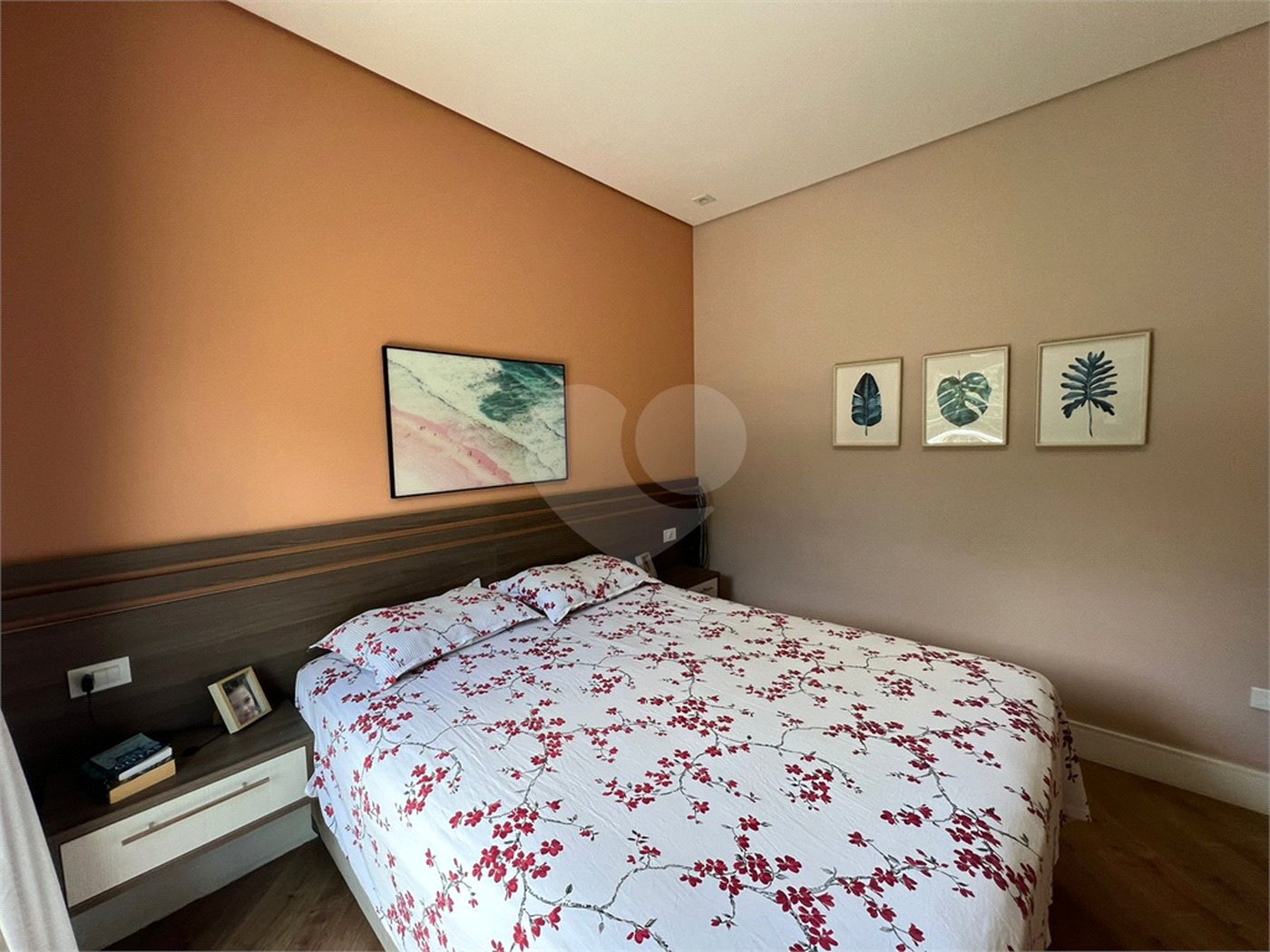 Casa à venda com 3 quartos, sendo 1 suíte,  no condomínio Golden Park Residence, Sorocaba - SP