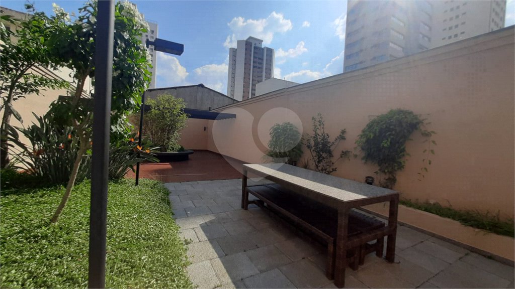 Apartamento à venda com 4 quartos, sendo 1 suíte, em Chácara Santo Antônio, São Paulo, SP