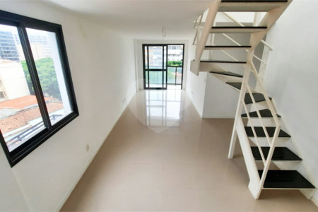 Cobertura à venda com 2 quartos, sendo 1 suíte,  em Tijuca, Rio de Janeiro, RJ