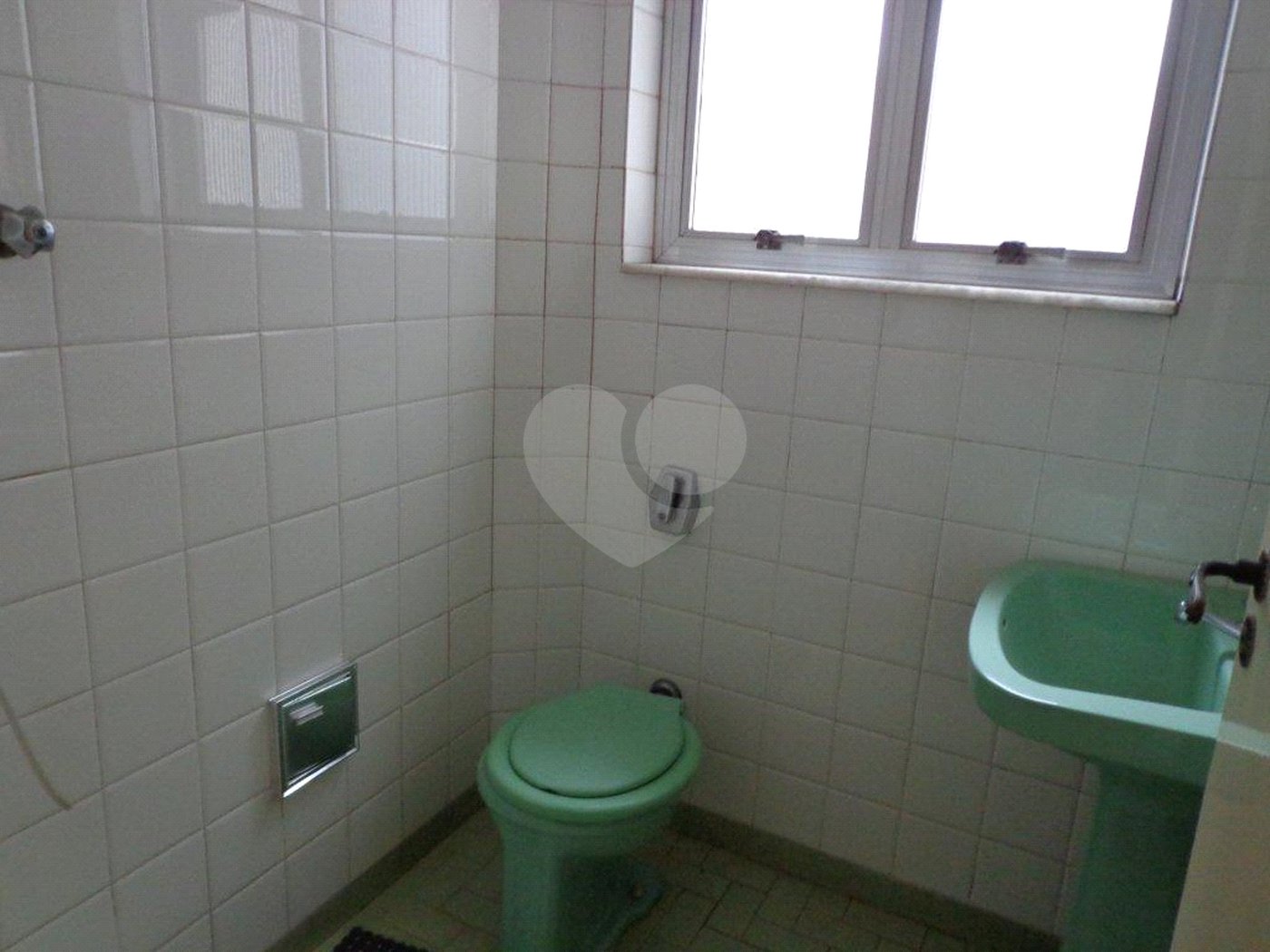 Casa à venda com 4 quartos, sendo 2 suítes,  em Jardim Bonfiglioli, São Paulo, SP