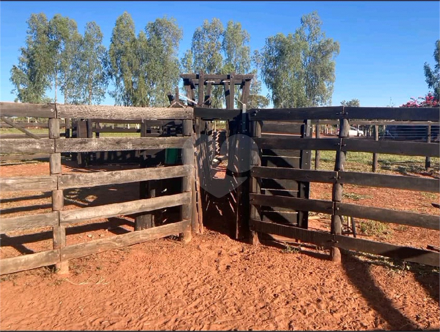 Chácara à venda com 6 quartos no Centro, Terenos, MS