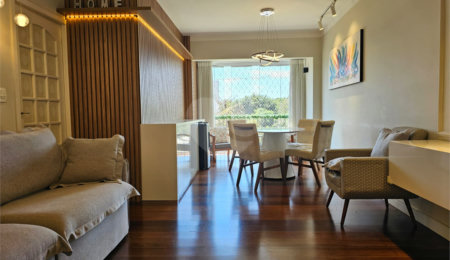 Apartamento à venda com 3 quartos, sendo 1 suíte,  em Santo Amaro, São Paulo, SP