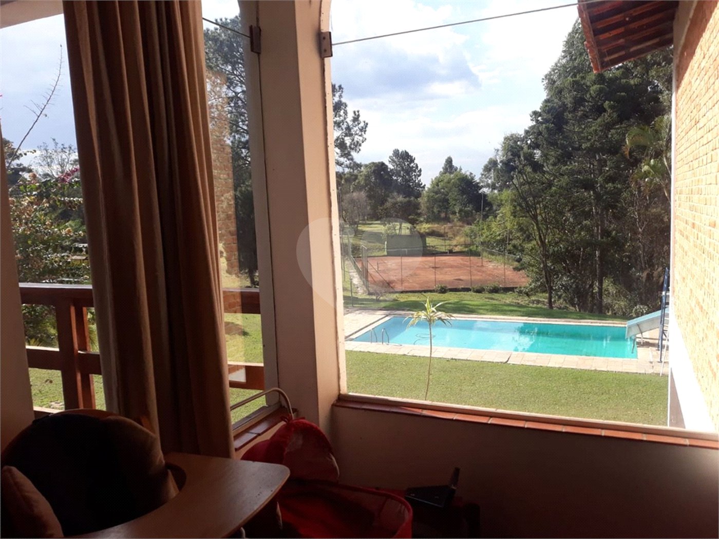Sítio à venda com 5 quartos, sendo 3 suítes,  em Planalto Verde, São Roque, SP