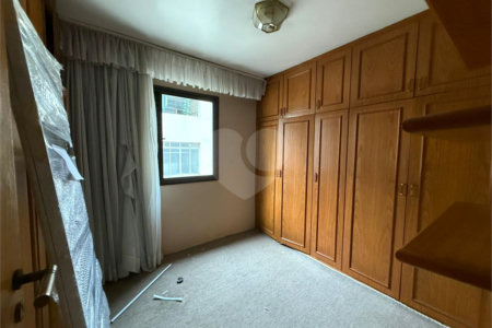 Apartamento à venda com 3 quartos, sendo 1 suíte, em Jardim Paulista, São Paulo, SP