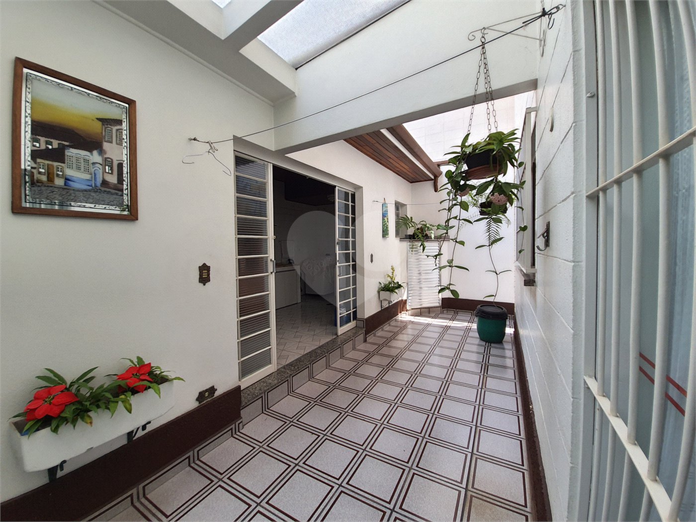 Sobrado à venda com 3 quartos, sendo 1 suíte,  em Jardim Rizzo, São Paulo, SP