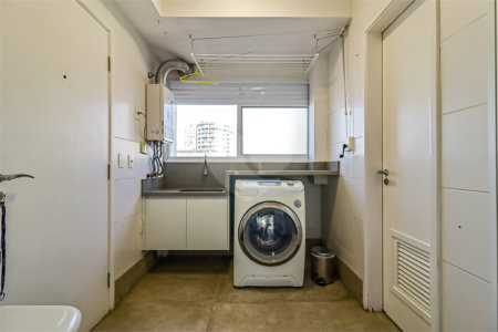 Apartamento à venda com 3 suítes em Vila Mariana, São Paulo, SP
