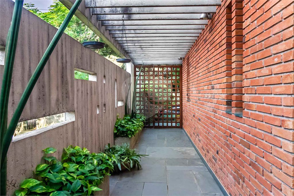 Casa à venda com 4 suítes em Vila Madalena, São Paulo, SP