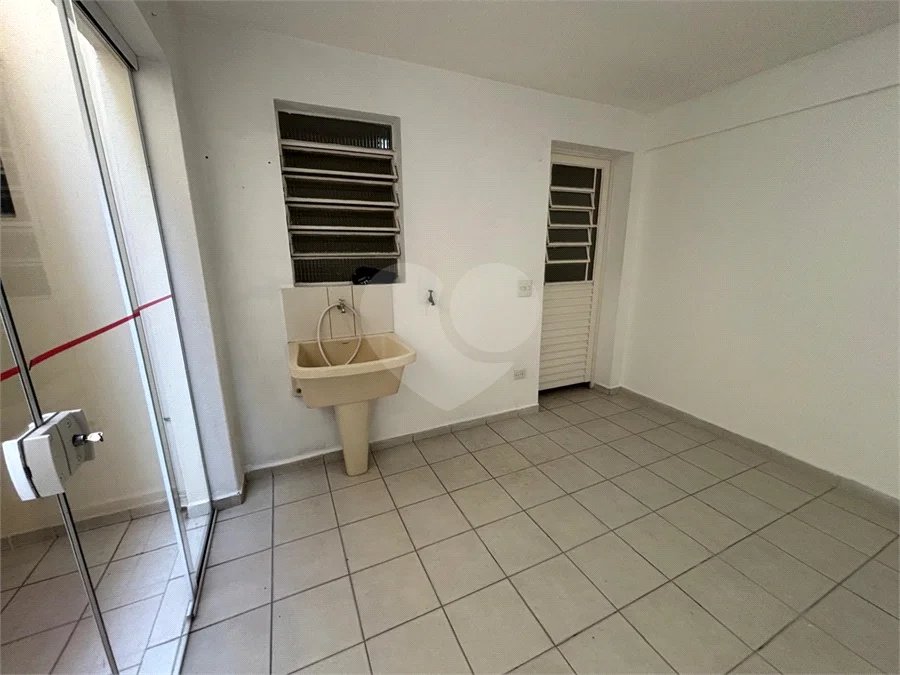 Sobrado à venda ou para alugar com 2 quartos em Vila Nova Cachoeirinha, São Paulo, SP