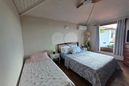 Casa em condomínio à venda com 2 quartos, sendo 1 suíte, em Praia Rasa, Armação dos Búzios, RJ